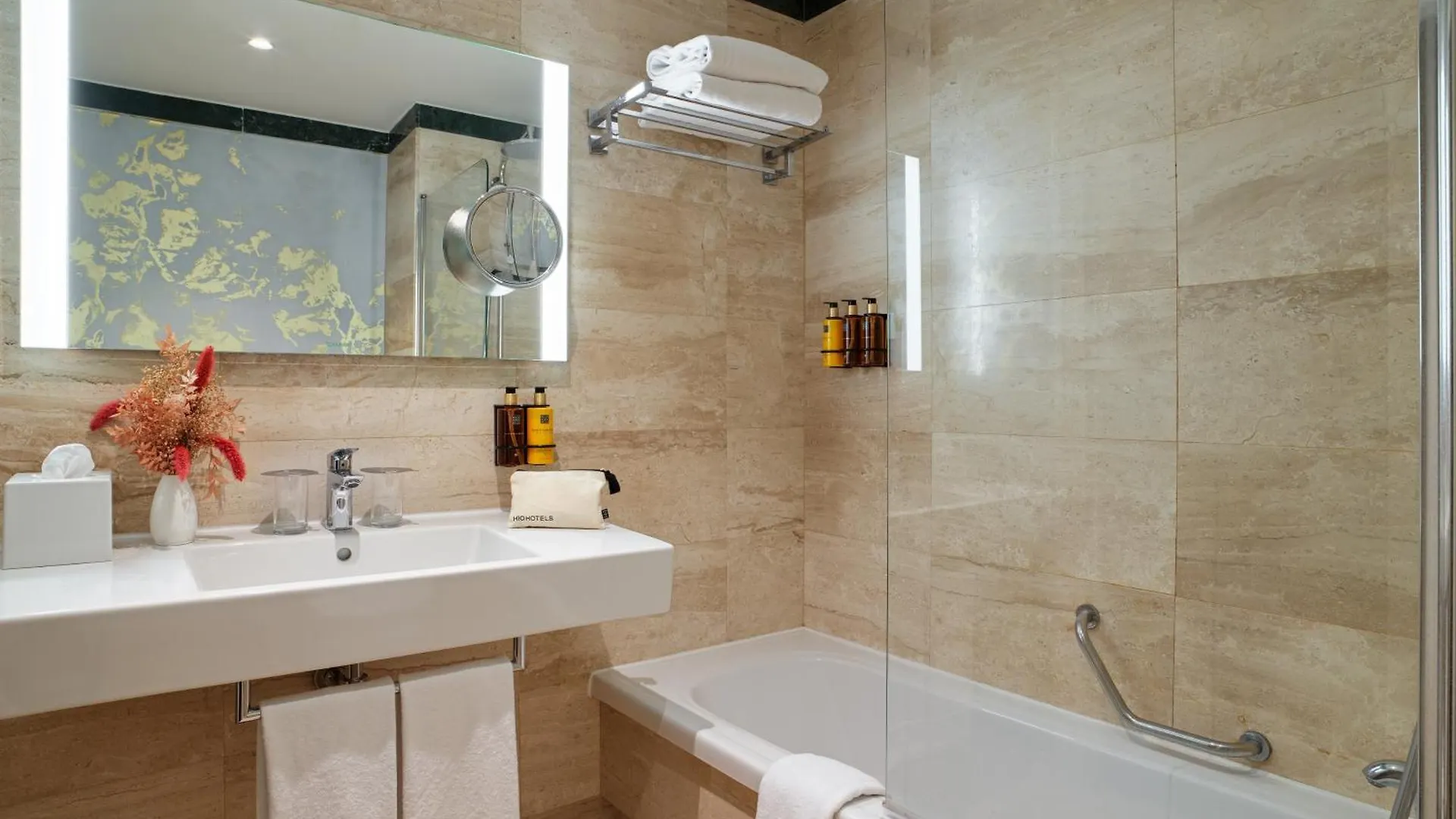 Boutique Hotel H10 Montcada Barcelona España