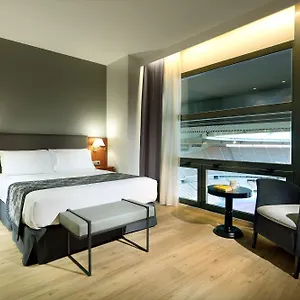 **** Otel Exe Isla Cartuja İspanya