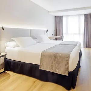 **** Otel Ilunion İspanya