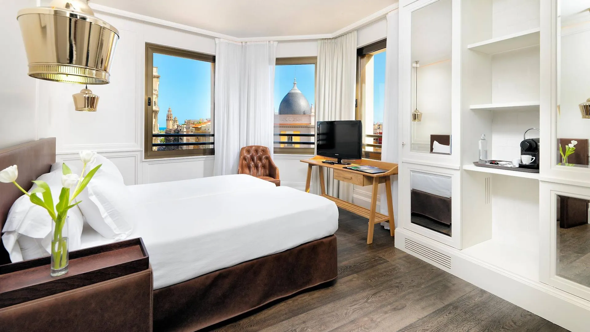Boutique Hotel H10 Montcada Barcelona 4*,